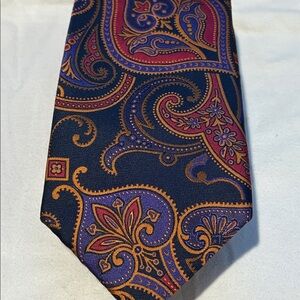 Verse 9 Paisley Textured Silk Tie in Navy and Multicolor